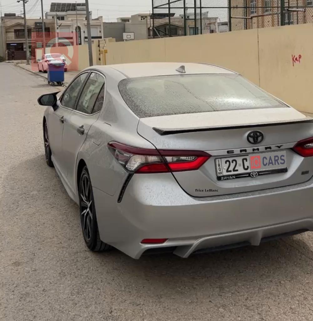 تۆیۆتا کامری